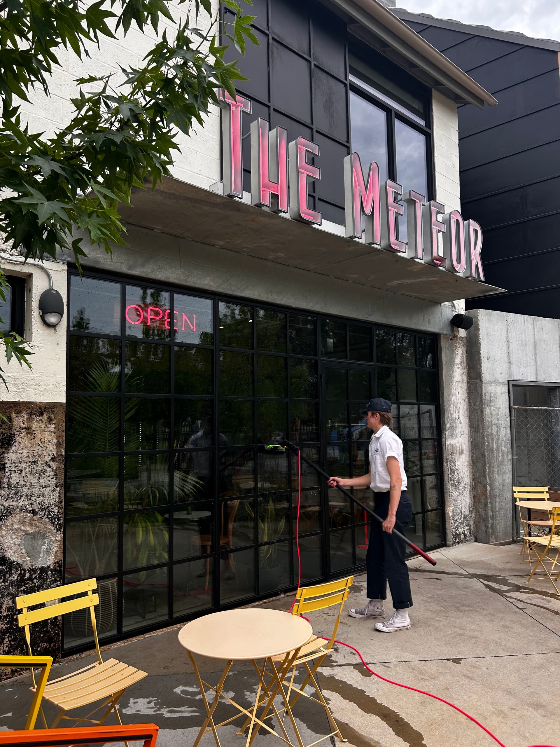 The Meteor Cafe – Fayetteville